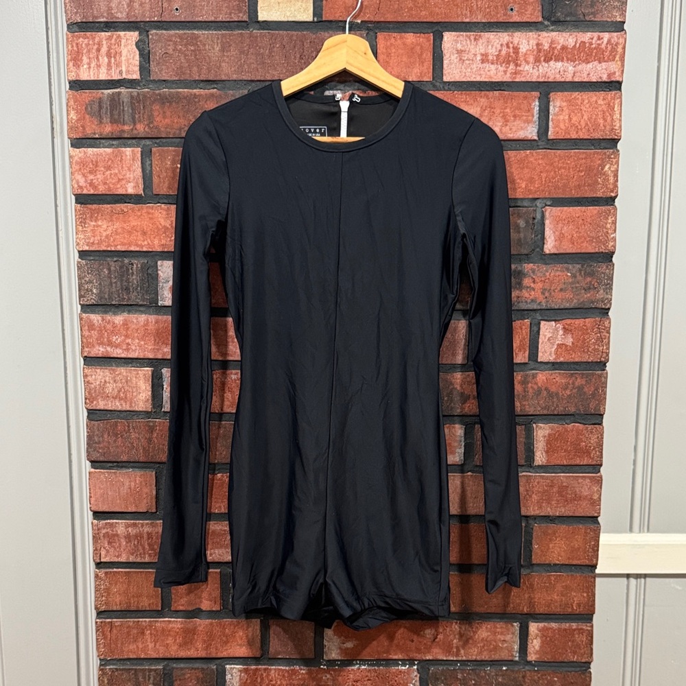 cover Black Long Sleeve swim